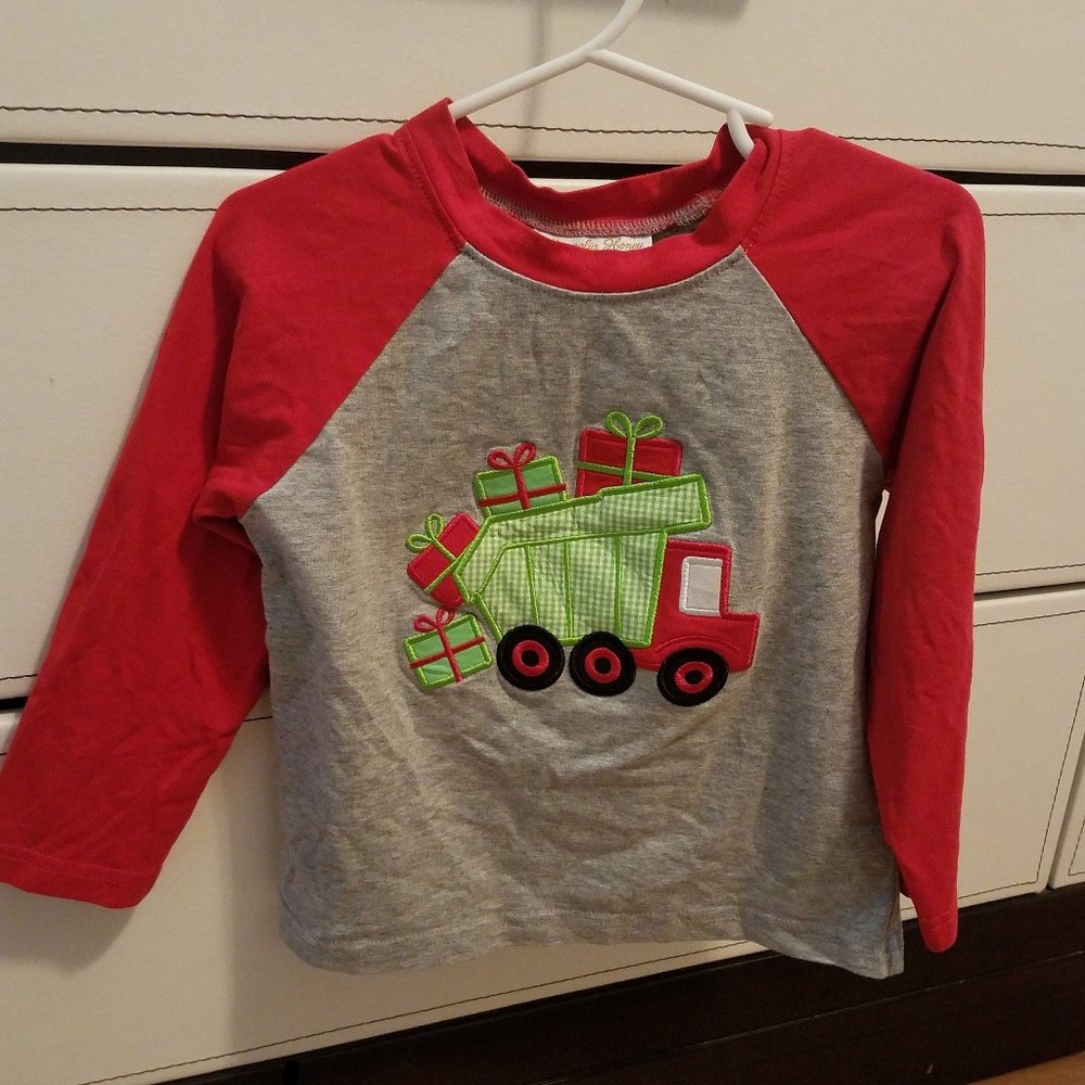 3t Christmas top